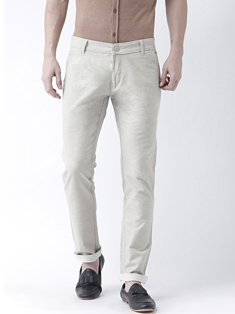 

FEVER Men Grey Slim Fit Solid Chinos