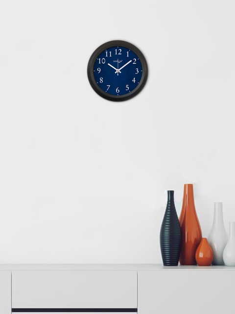 

RANDOM Blue Round Solid Analogue Wall Clock
