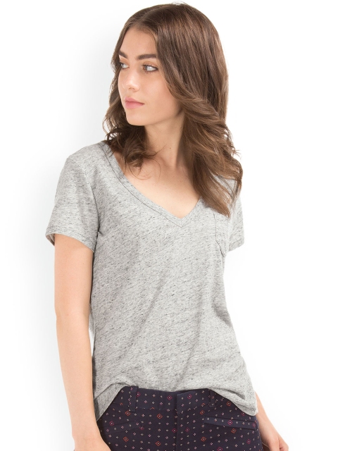 

GAP Women Grey Vintage Wash Sueded V-Neck Tee