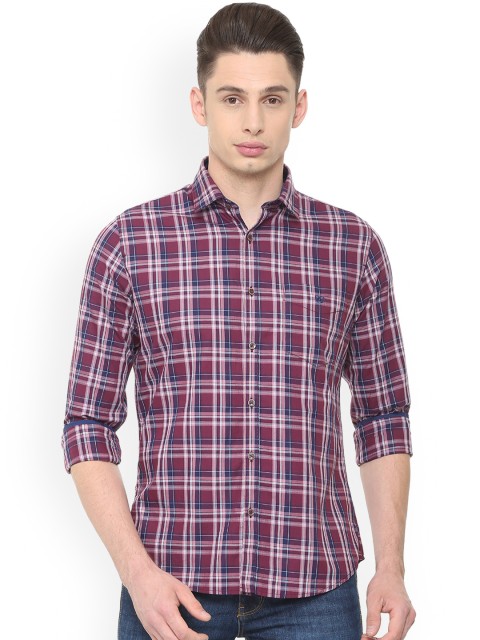 

Van Heusen Sport Men Maroon Slim Fit Checked Casual Shirt