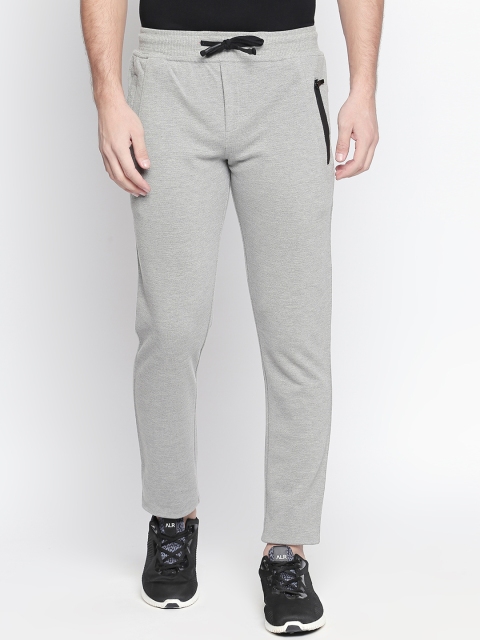 

AVOQ Men Grey Solid Slim Fit Track Pants