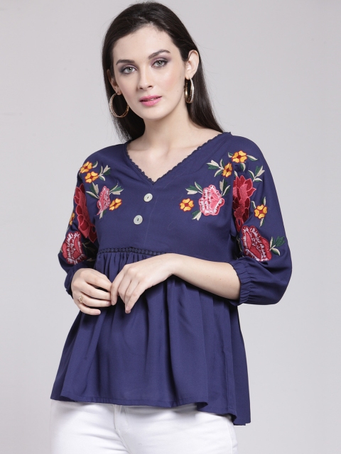 

plusS Women Blue Embroidered Empire Top