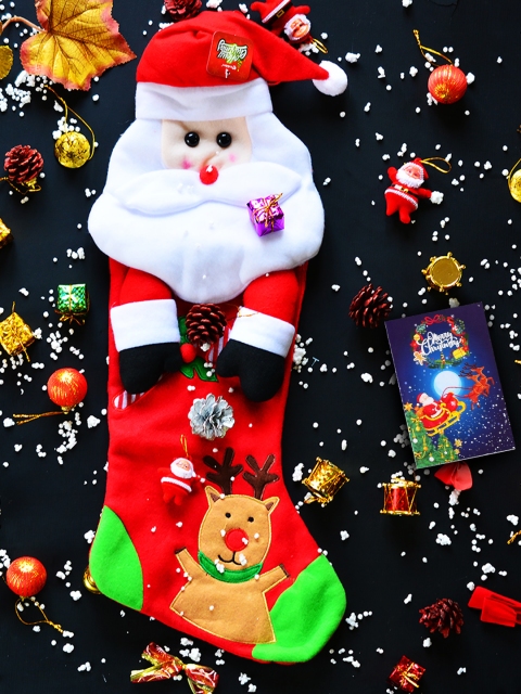 

Archies Pack Of 2 Christmas Candy Bag Stocking & Greeting card, Multi