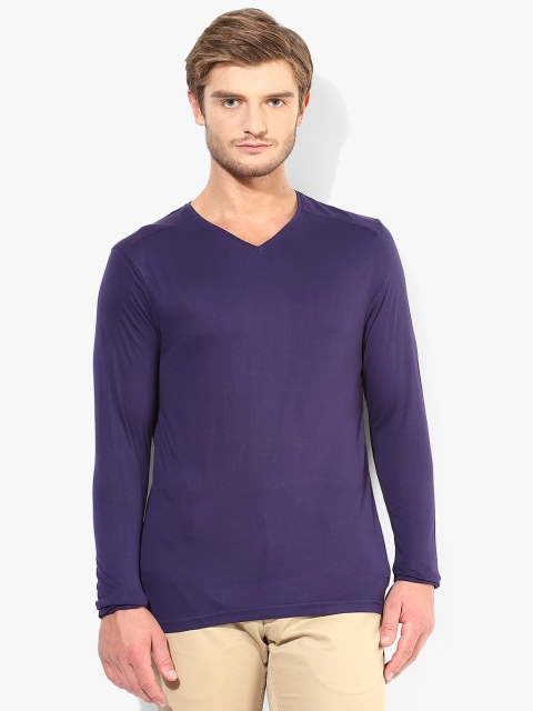 

Blue Solid V Neck T-Shirt