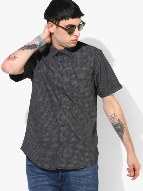 

Peter England Casuals Men Black & Grey Slim Fit Printed Casual Shirt