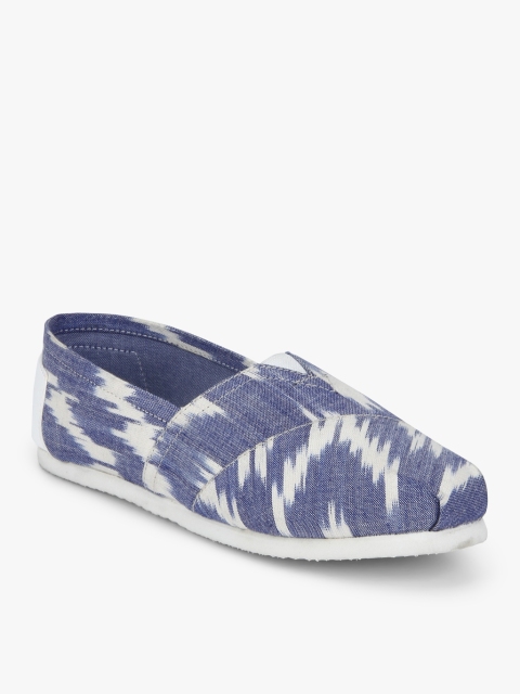 

Pepsi Women Blue Boho Ikat Print Slip-On Sneakers