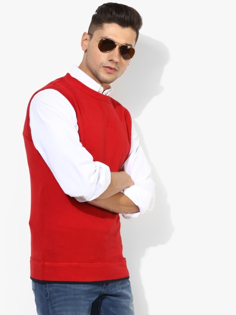 

Red Textured Slim Fit Round Neck Sweater