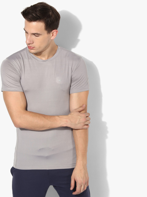 

Peter England Men Grey Solid Round Neck T-shirt