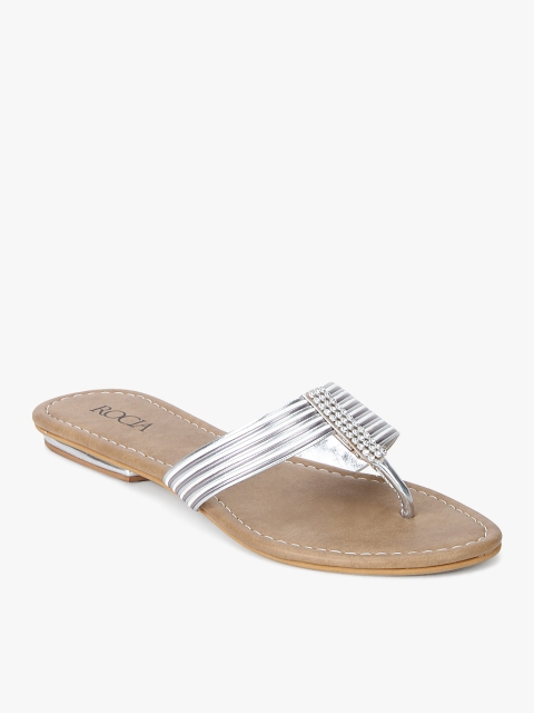 

Rocia Women Silver-Toned Flats