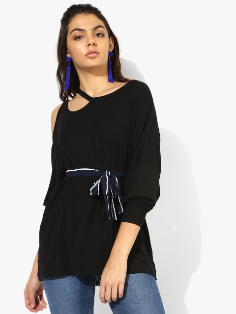 

Black Solid Blouse