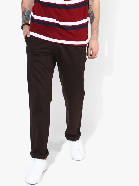 

Brown Solid Slim Fit Chinos