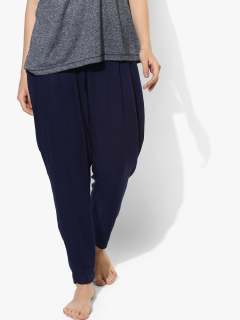 

Pleated Tapered Pant-Navy Blue