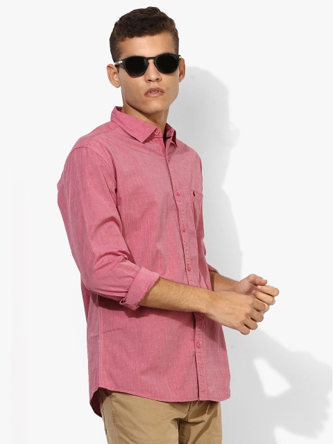 

Mauve Solid Slim Fit Casual Shirt