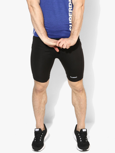 

Ekitan Tight Black Shorts