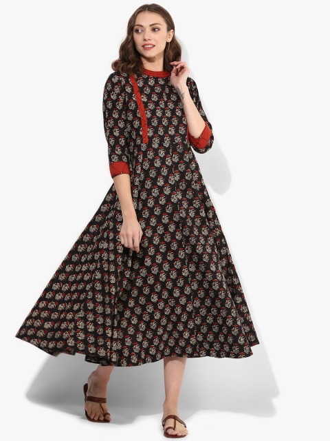 

Band Collar Kalamkari Print Circular Anarkali With 3/4Th Sleeves, Black