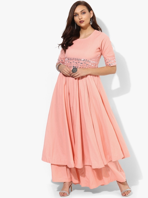 

Mirror Embroidered Round Neck Kurta With Elbow Sleeves and Solid Plazoo, Pink
