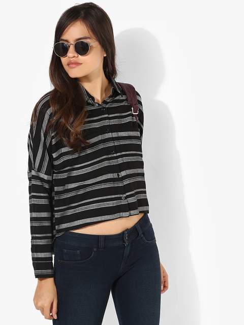 

Wrangler Women Black & Grey Regular Fit Striped Casual Shirt