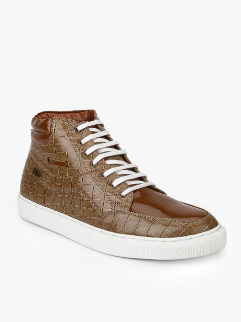 

Maximino Tan Boots
