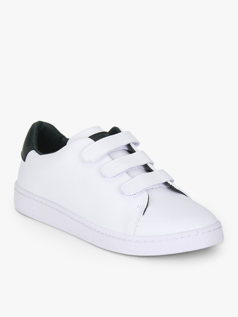 

Lee Cooper White Sneakers