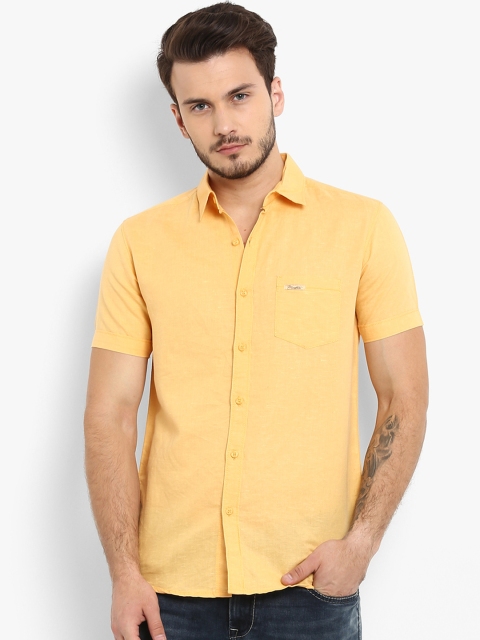 

Mufti Men Yellow Slim Fit Solid Casual Shirt