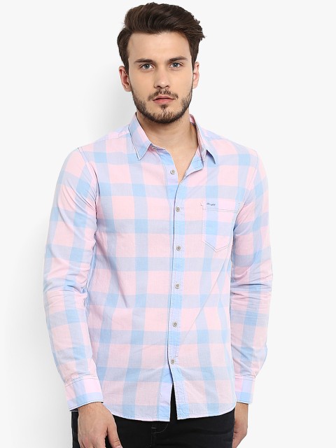 

Mufti Men Pink & Blue Slim Fit Checked Casual Shirt
