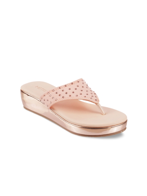 

Metro Girls Pink Solid Sandals