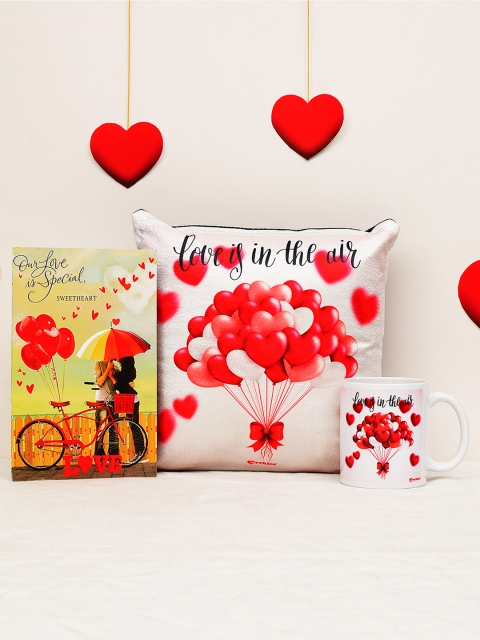

Archies Valentines Day Pack of 3 Special Mug & Cushion + Greeting Card, Multi