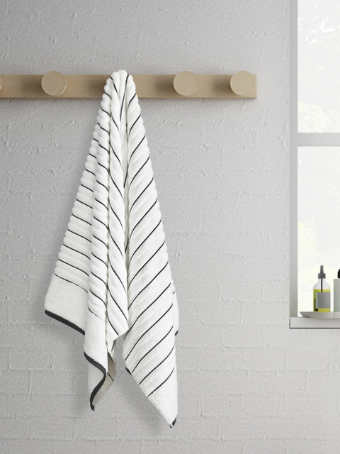 

SPACES Unisex White Striped 550 GSM Bath Towel