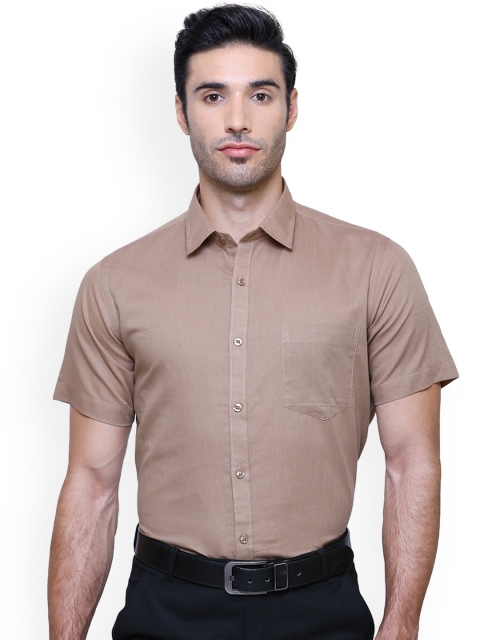 

Southbay Men Beige Smart Slim Fit Solid Formal Shirt
