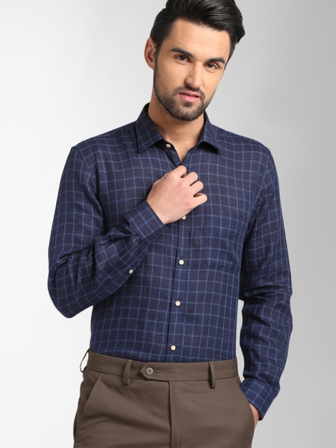 

Peter England Elite Men Blue Regular Fit Checked Linen Formal Shirt