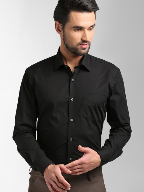 

Peter England Elite Men Black Regular Fit Solid Formal Shirt