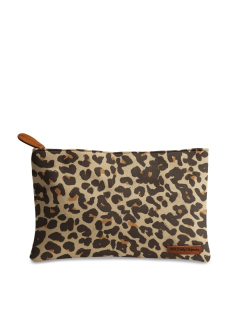 

DailyObjects Beige Printed Clutch
