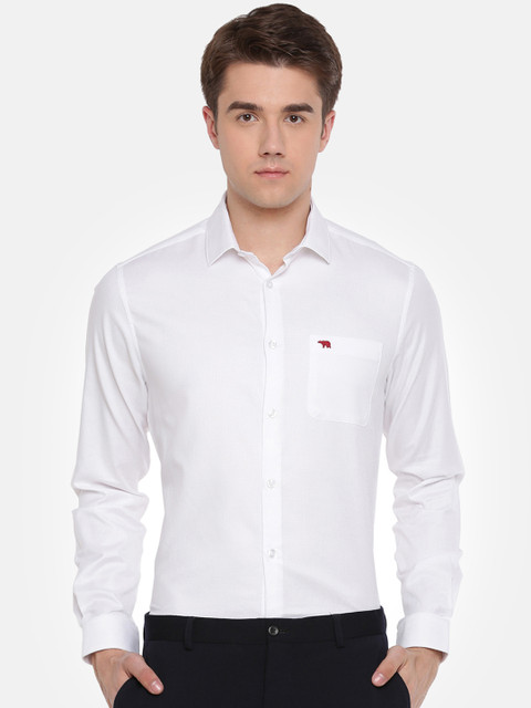 

THE BEAR HOUSE Men White Club Slim Fit Solid Casual Shirt