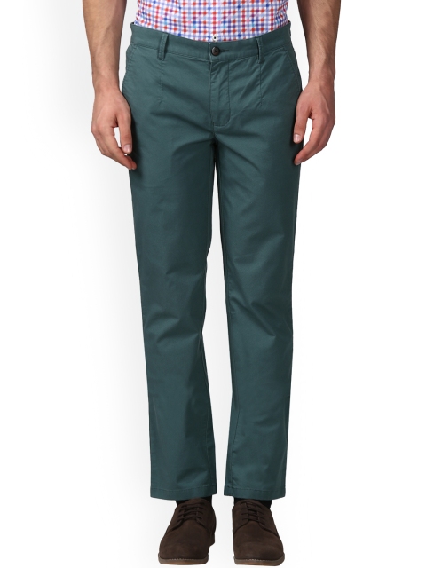

Park Avenue Men Green Tapered Fit Solid Regular Trousers