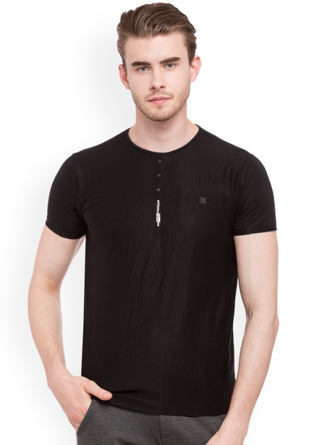 

Status Quo Men Black Solid Henley Neck Pure Cotton T-shirt