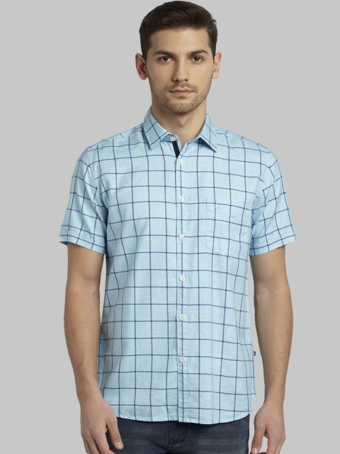 

Parx Men Blue Regular Fit Checked Casual Shirt