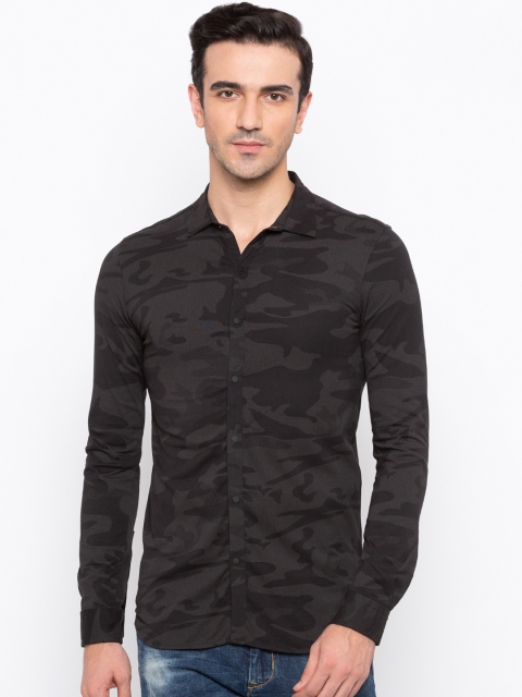 

Status Quo Men Black Slim Fit Printed Casual Shirt