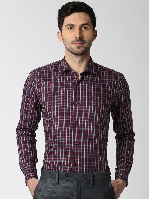 

Peter England Elite Men Maroon & Off-White Slim Fit Checked Casual Shirt