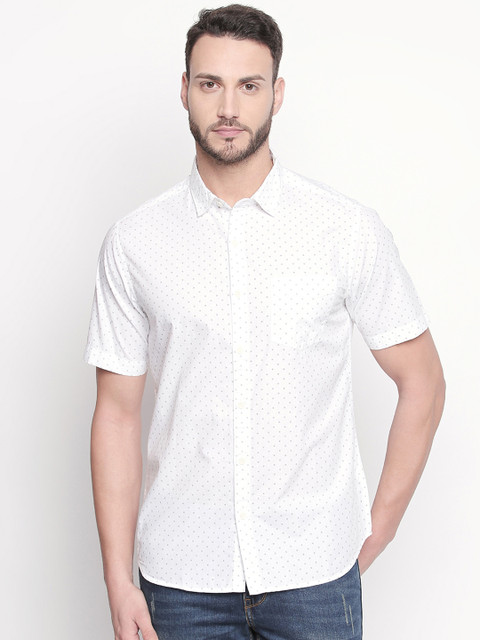 

BYFORD by Pantaloons Men Off-White Regular Fit Printed Casual Shirt