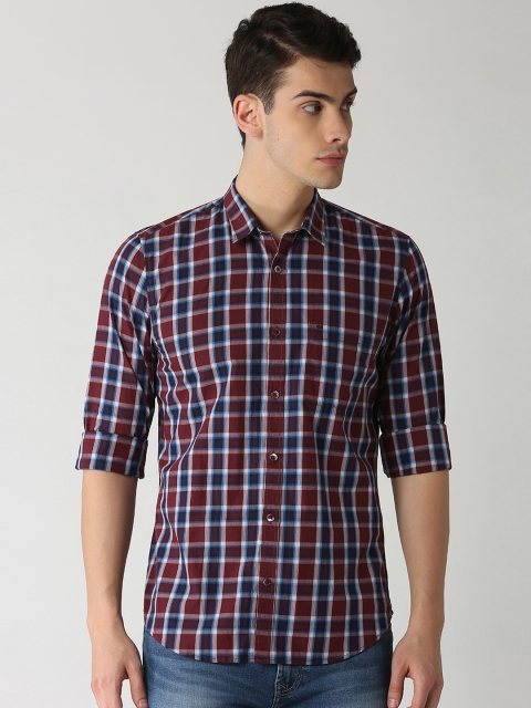 

Peter England Casuals Men Blue & Maroon Slim Fit Checked Casual Shirt