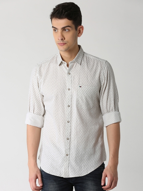 

Peter England Casuals Men Beige Slim Fit Printed Casual Shirt