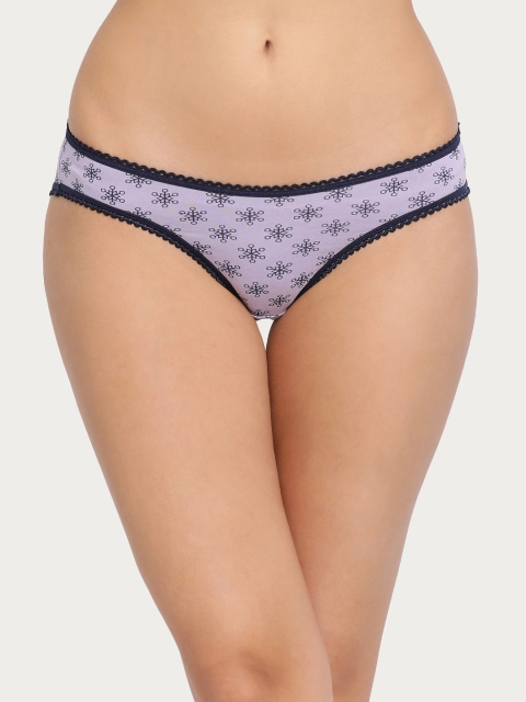 

Clovia Women Lavender Printed Bikini Briefs PN2147P12XL