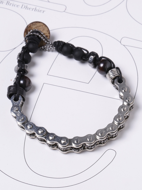 

Dare by Voylla Silver-Toned Alloy Silver-Plated Handcrafted Link Bracelet