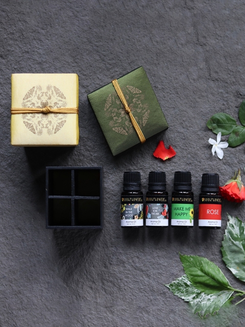 

Soulflower black Love In a Box (Set of 4)