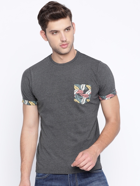 

Basics Men Grey Printed Round Neck T-shirt
