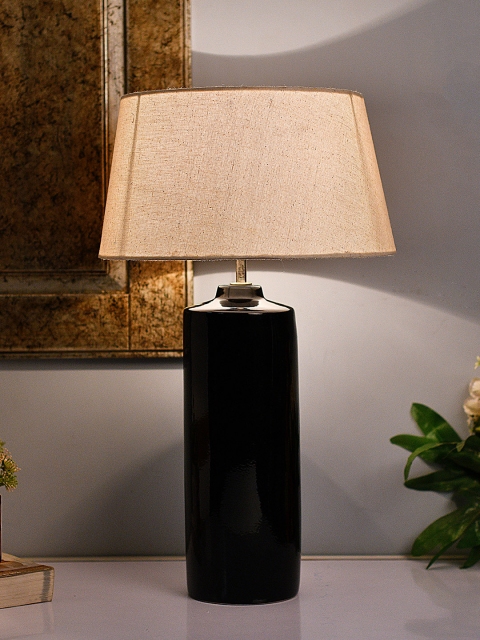 

Homesake Black & White Solid Handcrafted Table Lamp with Shade