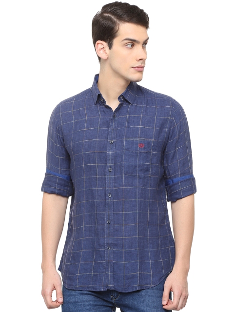 

Van Heusen Sport Men Blue Slim Fit Checked Casual Shirt