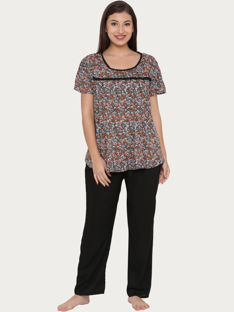 Clovia Women Black Printed Night suit LS0373P13XL