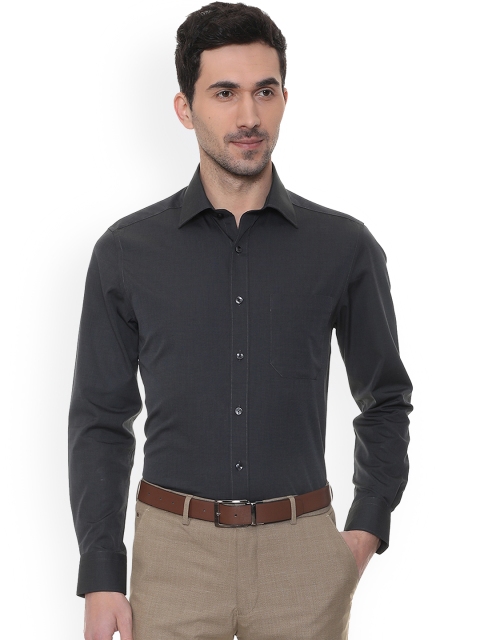 

Louis Philippe Men Black Regular Fit Solid Formal Shirt