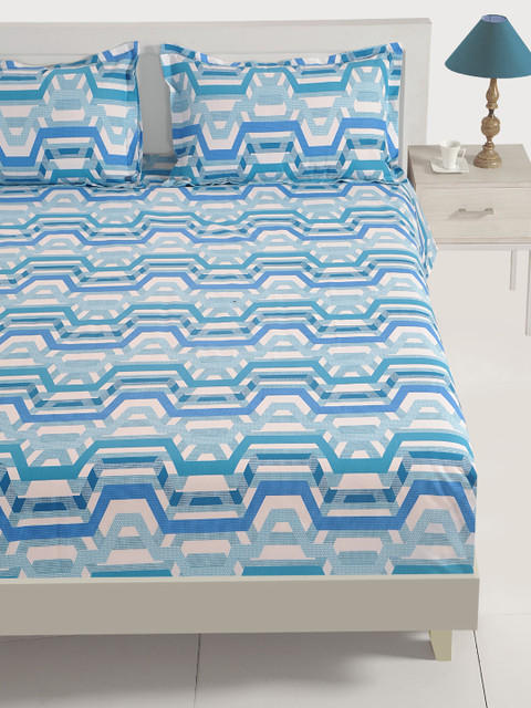 

SWAYAM Blue & White Geometric Fitted 144 TC Cotton 1 Queen Bedsheet with 2 Pillow Covers
